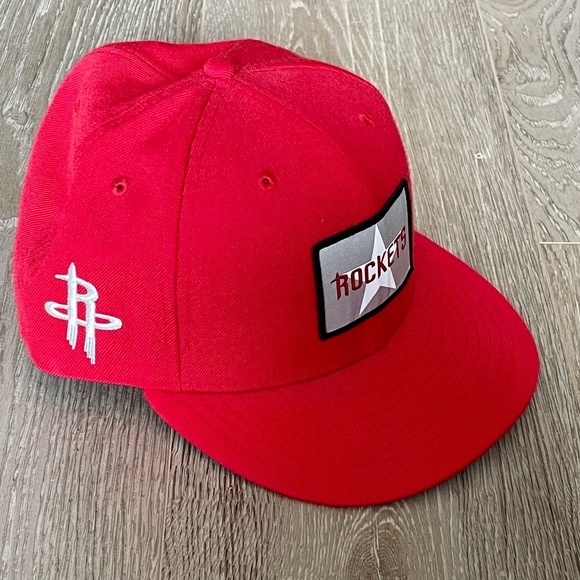 New Era 59FIFTY NBA18 Tipoff Series Houston Rockets Cap, size 7 5/8 in Red - NWT - Picture 1 of 9